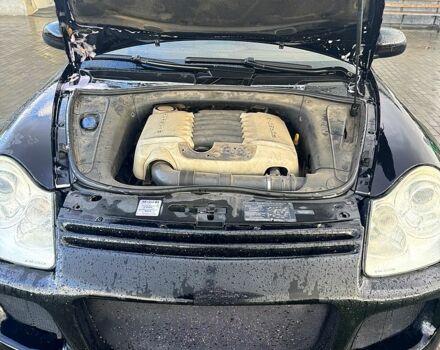 Чорний Порше Cayenne, об'ємом двигуна 4.5 л та пробігом 257 тис. км за 7900 $, фото 9 на Automoto.ua