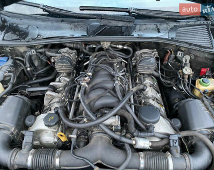 Черный Порше Каен, объемом двигателя 4.5 л и пробегом 378 тыс. км за 8200 $, фото 37 на Automoto.ua