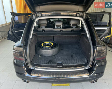 Черный Порше Каен, объемом двигателя 4.5 л и пробегом 378 тыс. км за 8200 $, фото 29 на Automoto.ua