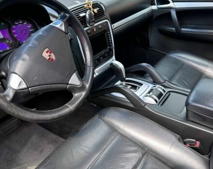 Чорний Порше Cayenne, об'ємом двигуна 0 л та пробігом 320 тис. км за 5500 $, фото 3 на Automoto.ua