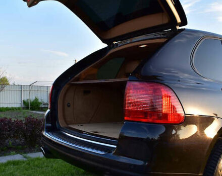 Черный Порше Каен, объемом двигателя 4.5 л и пробегом 282 тыс. км за 7500 $, фото 19 на Automoto.ua