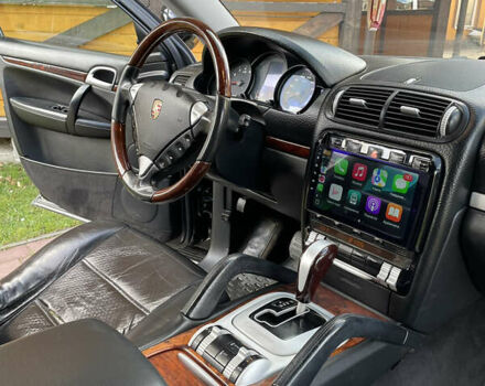 Чорний Порше Cayenne, об'ємом двигуна 3.2 л та пробігом 195 тис. км за 6800 $, фото 7 на Automoto.ua