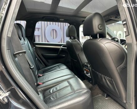 Черный Порше Каен, объемом двигателя 4.5 л и пробегом 153 тыс. км за 7990 $, фото 23 на Automoto.ua