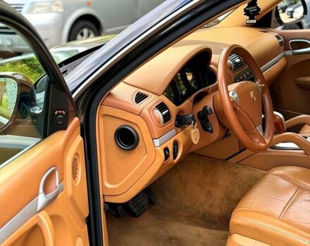 Чорний Порше Cayenne, об'ємом двигуна 3.2 л та пробігом 200 тис. км за 4900 $, фото 4 на Automoto.ua