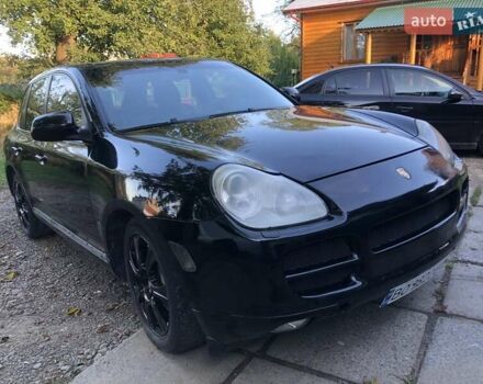 Чорний Порше Cayenne, об'ємом двигуна 4.5 л та пробігом 290 тис. км за 8999 $, фото 3 на Automoto.ua
