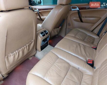 Чорний Порше Cayenne, об'ємом двигуна 4.5 л та пробігом 185 тис. км за 10500 $, фото 19 на Automoto.ua