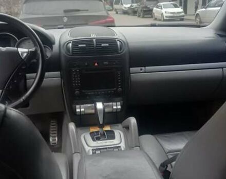 Чорний Порше Cayenne, об'ємом двигуна 4.5 л та пробігом 325 тис. км за 6200 $, фото 12 на Automoto.ua