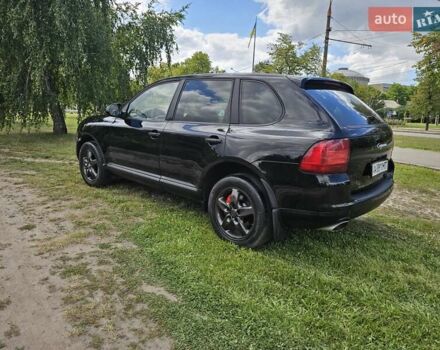 Черный Порше Каен, объемом двигателя 3.19 л и пробегом 324 тыс. км за 8200 $, фото 4 на Automoto.ua