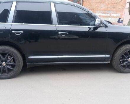 Чорний Порше Cayenne, об'ємом двигуна 4.5 л та пробігом 325 тис. км за 6386 $, фото 4 на Automoto.ua