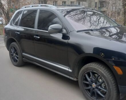 Чорний Порше Cayenne, об'ємом двигуна 4.5 л та пробігом 325 тис. км за 6386 $, фото 6 на Automoto.ua