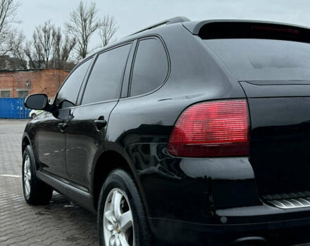 Чорний Порше Cayenne, об'ємом двигуна 4.51 л та пробігом 205 тис. км за 6300 $, фото 5 на Automoto.ua