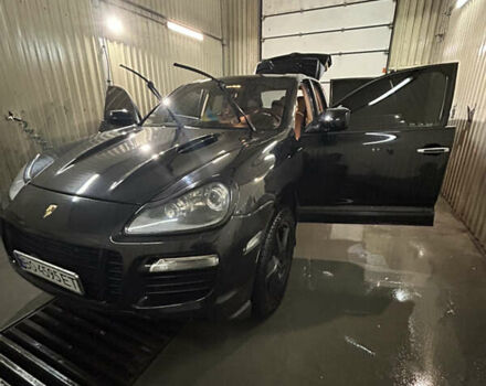 Чорний Порше Cayenne, об'ємом двигуна 4.81 л та пробігом 231 тис. км за 10000 $, фото 3 на Automoto.ua