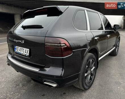 Черный Порше Каен, объемом двигателя 3 л и пробегом 261 тыс. км за 13800 $, фото 21 на Automoto.ua