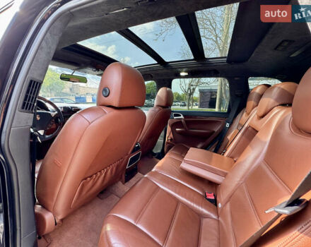 Черный Порше Каен, объемом двигателя 4.8 л и пробегом 220 тыс. км за 8700 $, фото 13 на Automoto.ua