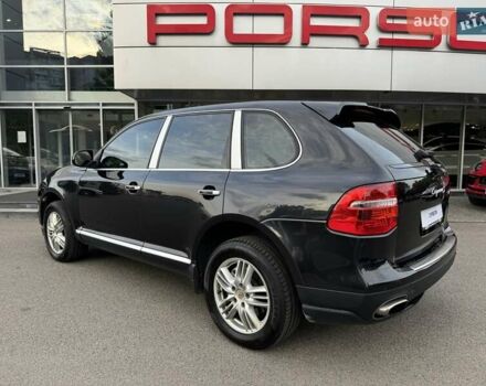 Чорний Порше Cayenne, об'ємом двигуна 4.81 л та пробігом 353 тис. км за 9400 $, фото 7 на Automoto.ua