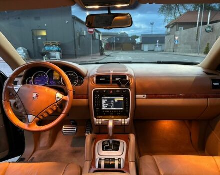 Черный Порше Каен, объемом двигателя 4.8 л и пробегом 138 тыс. км за 8999 $, фото 3 на Automoto.ua