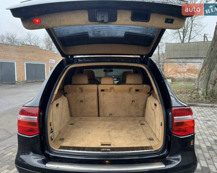 Черный Порше Каен, объемом двигателя 4.81 л и пробегом 195 тыс. км за 6900 $, фото 27 на Automoto.ua