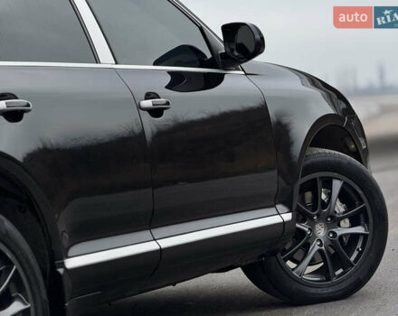 Черный Порше Каен, объемом двигателя 3 л и пробегом 261 тыс. км за 13800 $, фото 19 на Automoto.ua