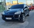 Чорний Порше Cayenne, об'ємом двигуна 4.81 л та пробігом 254 тис. км за 10950 $, фото 2 на Automoto.ua