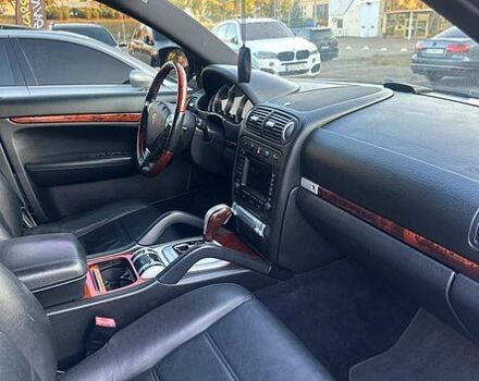 Чорний Порше Cayenne, об'ємом двигуна 4.8 л та пробігом 230 тис. км за 13500 $, фото 4 на Automoto.ua