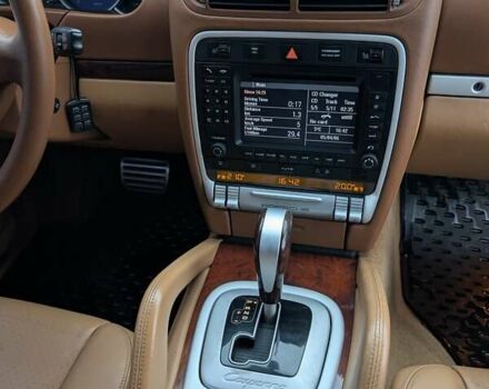 Черный Порше Каен, объемом двигателя 4.8 л и пробегом 120 тыс. км за 10950 $, фото 51 на Automoto.ua