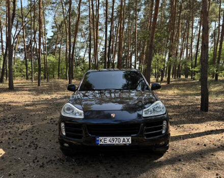Чорний Порше Cayenne, об'ємом двигуна 3 л та пробігом 256 тис. км за 13500 $, фото 1 на Automoto.ua