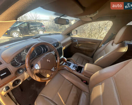 Чорний Порше Cayenne, об'ємом двигуна 4.8 л та пробігом 220 тис. км за 5900 $, фото 19 на Automoto.ua