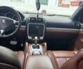 Черный Порше Каен, объемом двигателя 4.51 л и пробегом 146 тыс. км за 12500 $, фото 11 на Automoto.ua