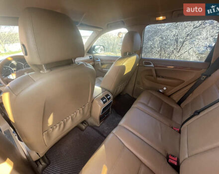 Чорний Порше Cayenne, об'ємом двигуна 4.8 л та пробігом 220 тис. км за 5900 $, фото 10 на Automoto.ua