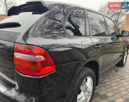 Черный Порше Каен, объемом двигателя 4.81 л и пробегом 195 тыс. км за 6900 $, фото 12 на Automoto.ua