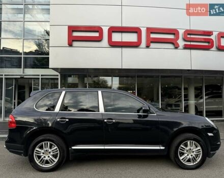 Чорний Порше Cayenne, об'ємом двигуна 4.81 л та пробігом 353 тис. км за 9400 $, фото 4 на Automoto.ua