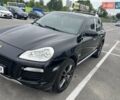 Черный Порше Каен, объемом двигателя 4.51 л и пробегом 146 тыс. км за 12500 $, фото 2 на Automoto.ua