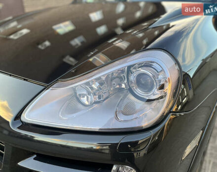 Черный Порше Каен, объемом двигателя 3.6 л и пробегом 232 тыс. км за 12500 $, фото 8 на Automoto.ua