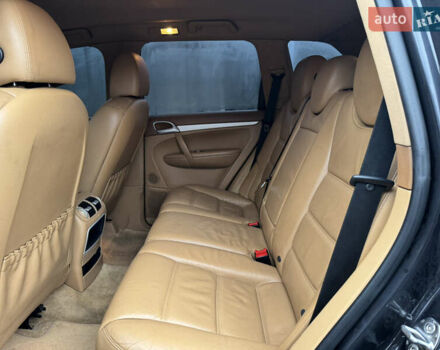 Черный Порше Каен, объемом двигателя 4.81 л и пробегом 195 тыс. км за 6900 $, фото 26 на Automoto.ua