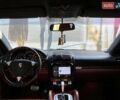 Черный Порше Каен, объемом двигателя 4.81 л и пробегом 202 тыс. км за 8300 $, фото 2 на Automoto.ua