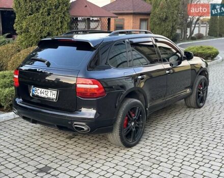 Черный Порше Каен, объемом двигателя 4.8 л и пробегом 247 тыс. км за 8950 $, фото 22 на Automoto.ua
