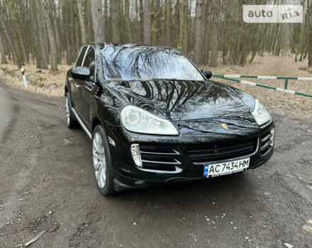 Чорний Порше Cayenne, об'ємом двигуна 4.81 л та пробігом 193 тис. км за 12900 $, фото 2 на Automoto.ua