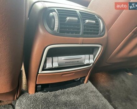Чорний Порше Cayenne, об'ємом двигуна 4.51 л та пробігом 146 тис. км за 11700 $, фото 17 на Automoto.ua