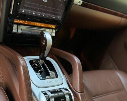 Черный Порше Каен, объемом двигателя 4.8 л и пробегом 193 тыс. км за 8950 $, фото 12 на Automoto.ua