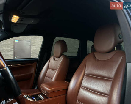 Черный Порше Каен, объемом двигателя 3.6 л и пробегом 232 тыс. км за 12500 $, фото 14 на Automoto.ua