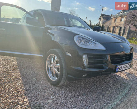 Чорний Порше Cayenne, об'ємом двигуна 4.8 л та пробігом 220 тис. км за 5900 $, фото 2 на Automoto.ua