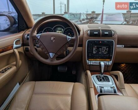 Черный Порше Каен, объемом двигателя 4.8 л и пробегом 120 тыс. км за 10950 $, фото 40 на Automoto.ua