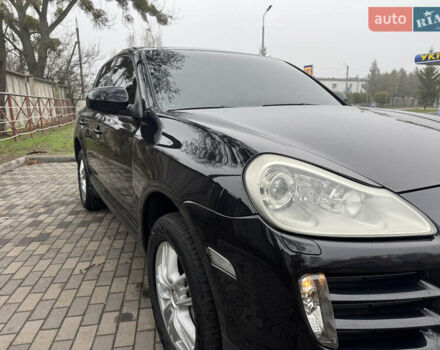 Черный Порше Каен, объемом двигателя 4.81 л и пробегом 195 тыс. км за 6900 $, фото 14 на Automoto.ua