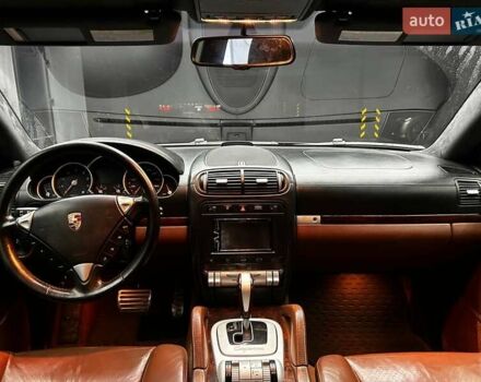 Чорний Порше Cayenne, об'ємом двигуна 4.81 л та пробігом 180 тис. км за 11800 $, фото 17 на Automoto.ua