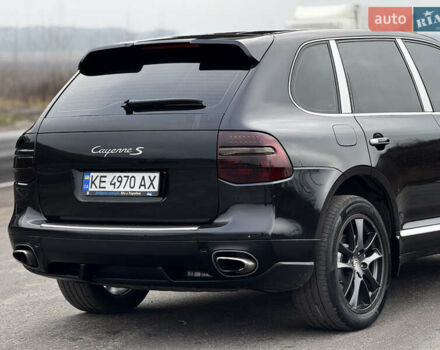 Черный Порше Каен, объемом двигателя 3 л и пробегом 261 тыс. км за 13800 $, фото 18 на Automoto.ua