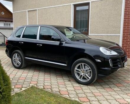 Чорний Порше Cayenne, об'ємом двигуна 4.7 л та пробігом 103 тис. км за 12000 $, фото 4 на Automoto.ua