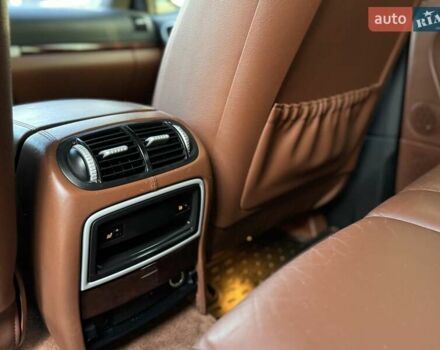 Черный Порше Каен, объемом двигателя 4.8 л и пробегом 247 тыс. км за 8950 $, фото 42 на Automoto.ua