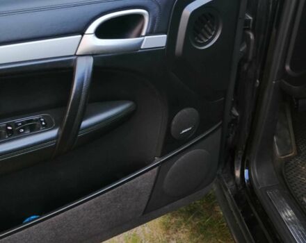 Черный Порше Каен, объемом двигателя 4.8 л и пробегом 164 тыс. км за 6650 $, фото 4 на Automoto.ua