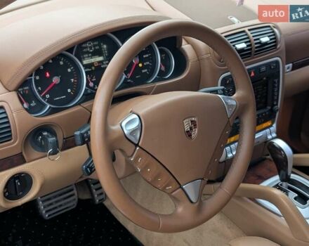 Черный Порше Каен, объемом двигателя 4.8 л и пробегом 120 тыс. км за 10950 $, фото 29 на Automoto.ua