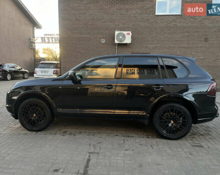 Черный Порше Каен, объемом двигателя 3.6 л и пробегом 232 тыс. км за 12500 $, фото 1 на Automoto.ua